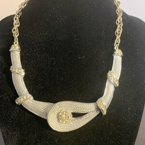 Vintage Old World Elegant Choker Necklace